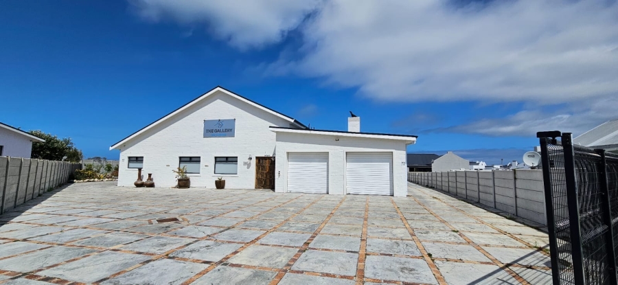 5 Bedroom Property for Sale in Franskraal Western Cape